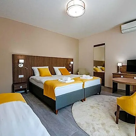 Fuerdo Hotel***